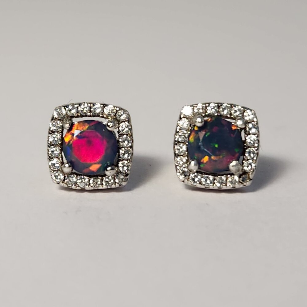 [SOLD/Update] REAL Australian Lightning Ridge Opal .90ctw 925 Stud Earrings - Picture 11 of 12